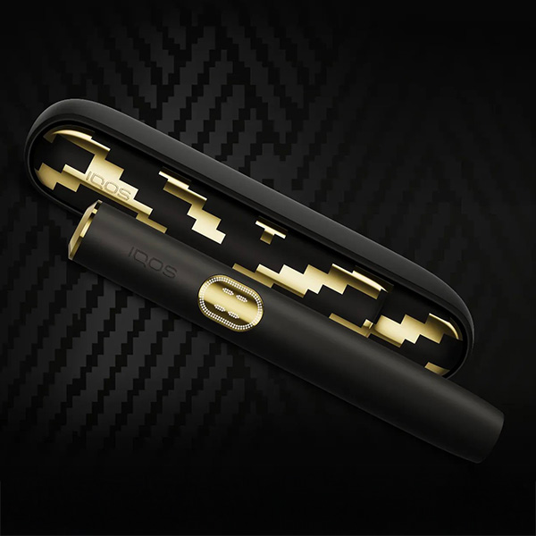 IQOS ILUMA i x Seletti Limited Edition
