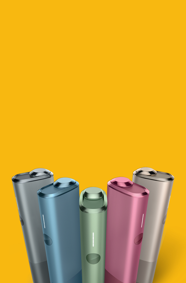 Un dispositivo IQOS ILUMA ONETM in diversi colori.