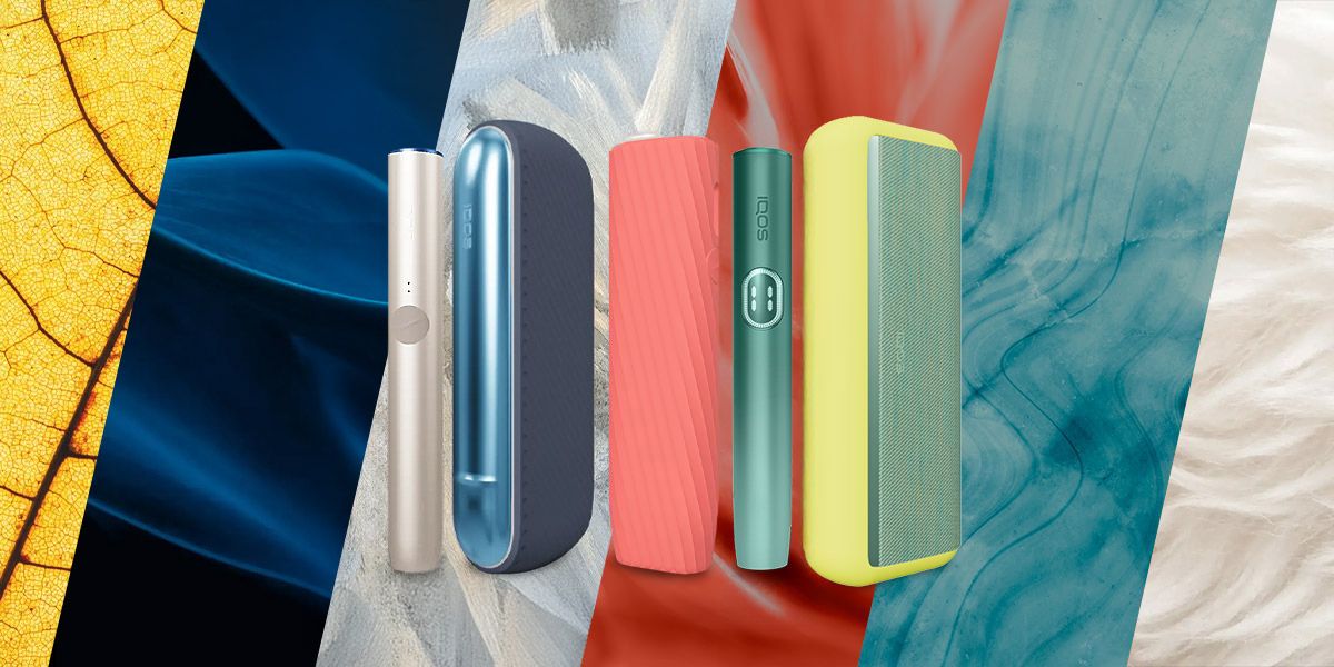 Dispositivi IQOS ILUMA, IQOS ILUMA ONE e IQOS ILUMA i PRIME personalizzate con cover in silicone di colore azzurro, rosa e giallo su sfondo con diversi pattern che richiamano l'inverno