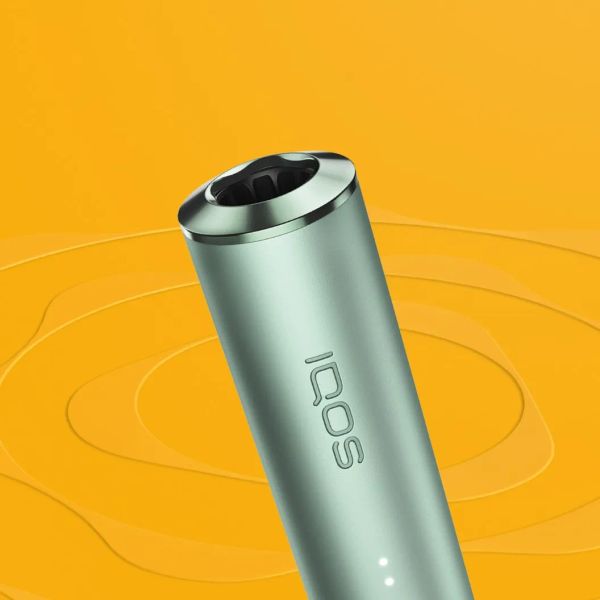 An IQOS ILUMA Holder.